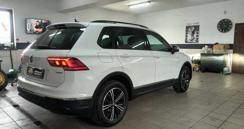 Volkswagen Tiguan cena 159900 przebieg: 39000, rok produkcji 2022 z Libiąż małe 154